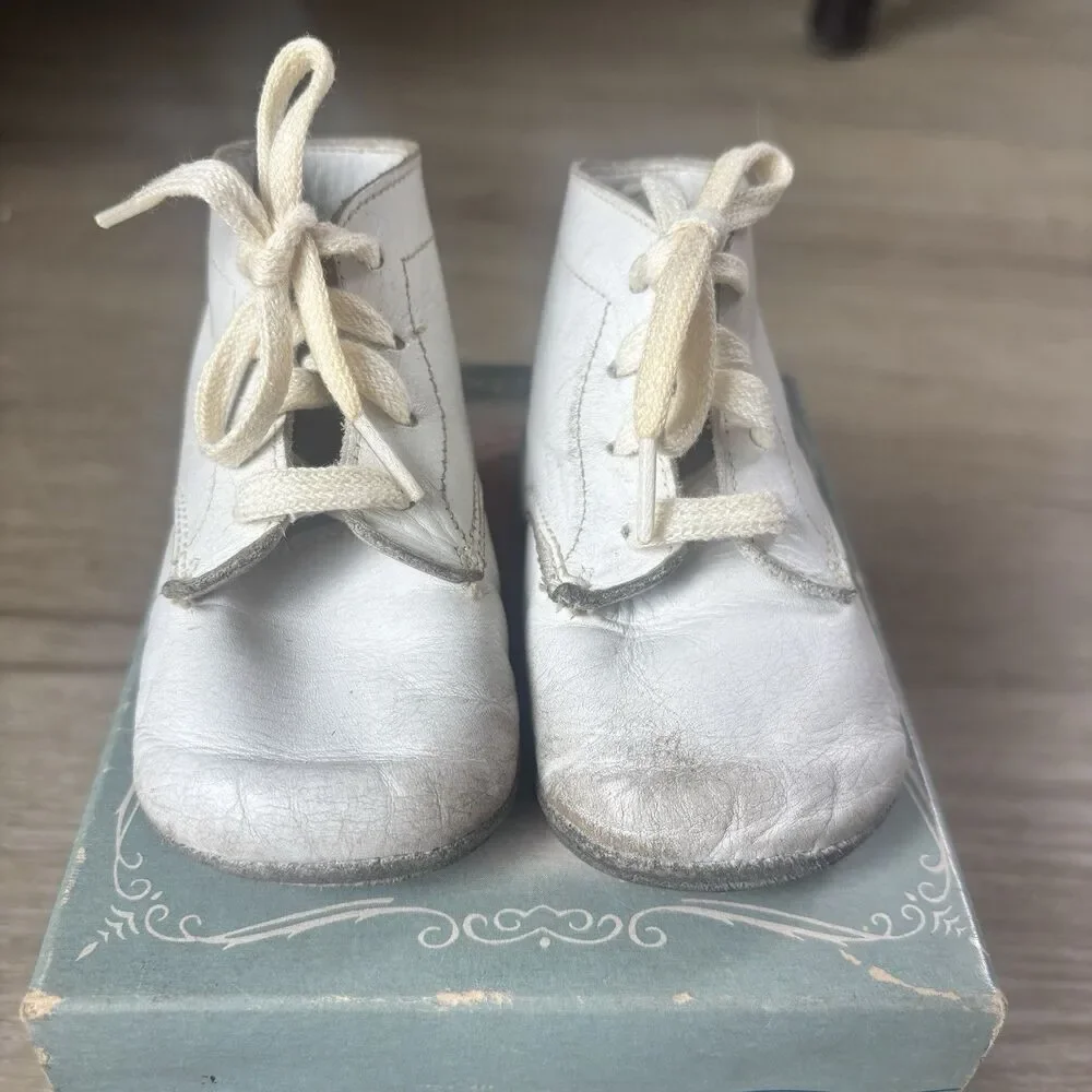 Vintage Baby Jumping Jacks Vaisey Bristol White Leather Shoes Size 3 D Boxed 50s